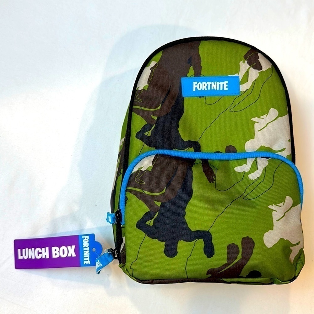 NWT Fortnite Camo ‎ Insulated Lunch Box - Bag